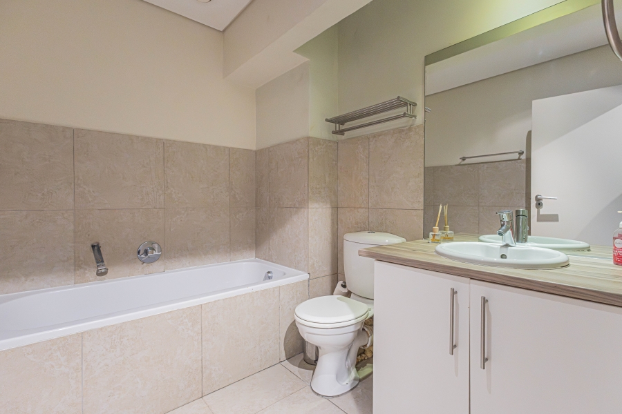 2 Bedroom Property for Sale in Cape Town City Centre Western Cape